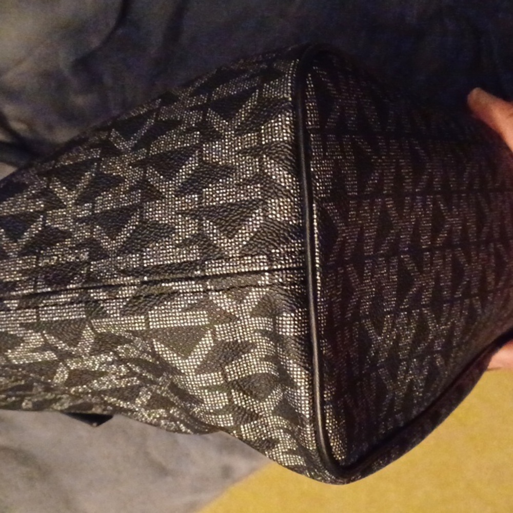 Michael Kors Black and Silver Tote Bag - Picture 5 of 11